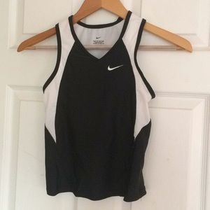 XS Nike athletic top